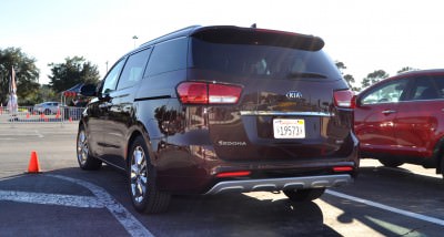 2015 Kia Sedona SXL 38