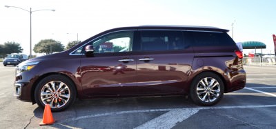 2015 Kia Sedona SXL 47