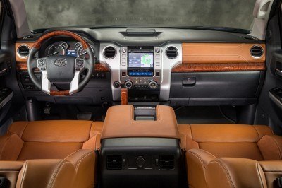 2014_Toyota_Tundra_1794_010