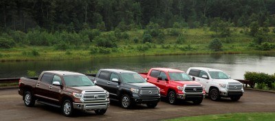 2014_Toyota_Tundra_Family_002