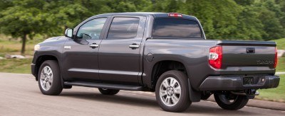 2014_Toyota_Tundra_Platinum_004