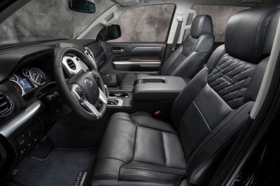 2014_Toyota_Tundra_Platinum_011