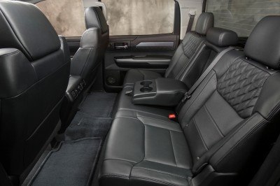 2014_Toyota_Tundra_Platinum_012