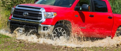 2014_Toyota_Tundra_SR5_012