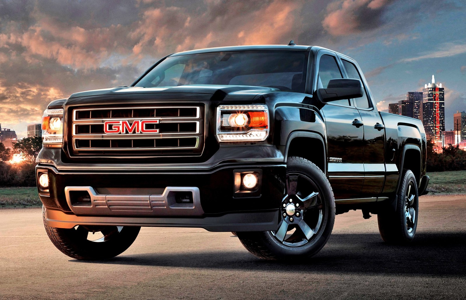 2015 GMC Sierra ELEVATION and CARBON Editions Bring Top-Flight LEDs and ...