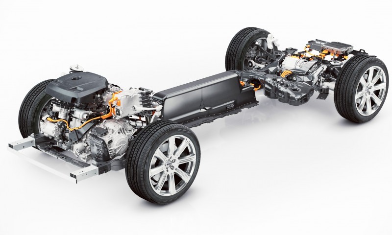 2015 VOLVO XC90 Powertrain Teaser - Twin-Engine PHEV with 400HP Dubbed T8, 316HP T6 Also Coming to USA 6