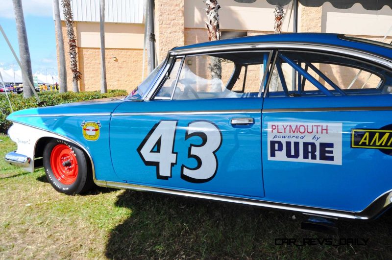 1960 Plymouth Fury NASCAR 32