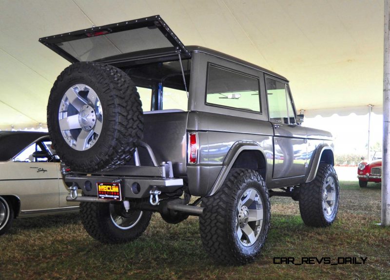 1973 Ford Bronco 11