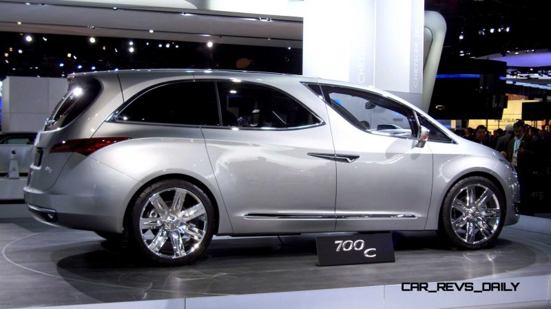 2012 Chrysler 700C Concept 18