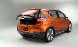 2015 Chevrolet BOLT EV Concept 8