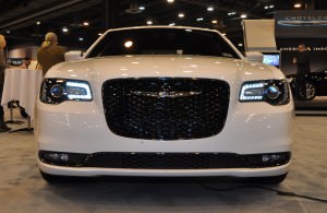 2015 Chrysler 300S 11