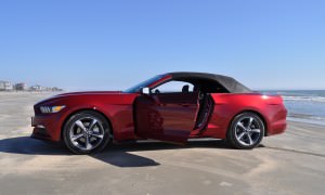 2015 Ford Mustang Convertible  121