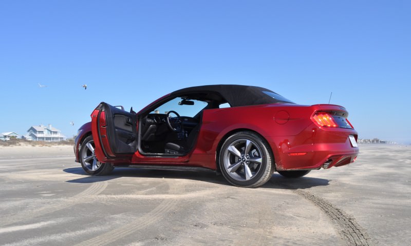 2015 Ford Mustang Convertible  123