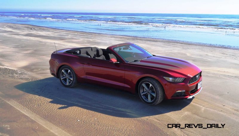 2015 Ford Mustang Convertible  15