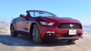 2015 Ford Mustang Convertible  18