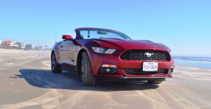 2015 Ford Mustang Convertible  19