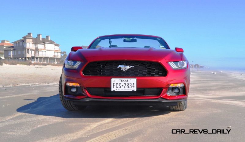 2015 Ford Mustang Convertible  25