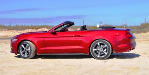 2015 Ford Mustang Convertible  3