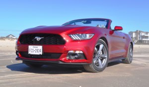 2015 Ford Mustang Convertible  31