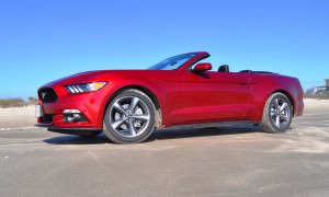 2015 Ford Mustang Convertible  36