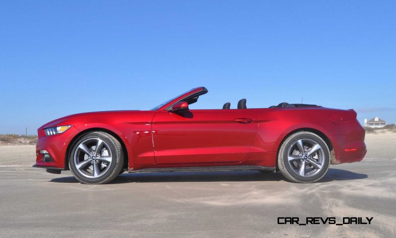 2015 Ford Mustang Convertible  45