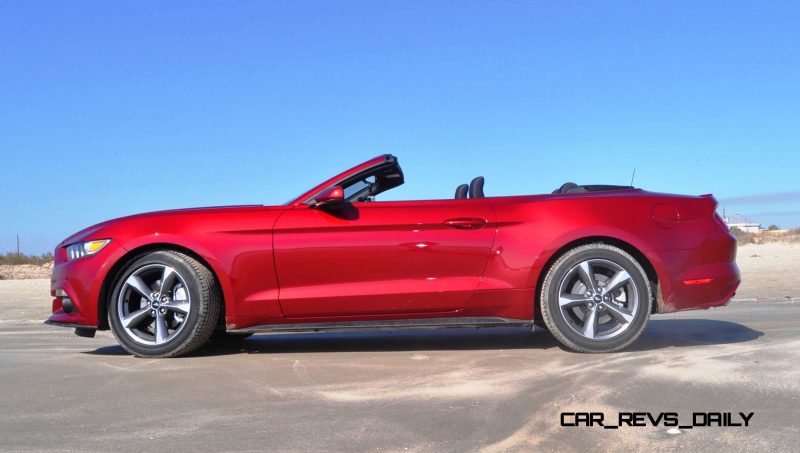 2015 Ford Mustang Convertible  47