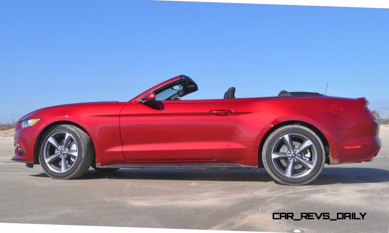 2015 Ford Mustang Convertible  48