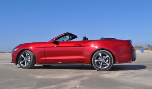 2015 Ford Mustang Convertible  49