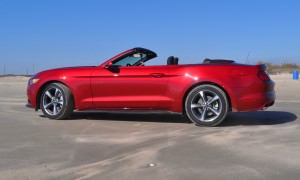 2015 Ford Mustang Convertible  50