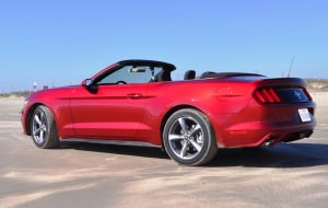 2015 Ford Mustang Convertible  54