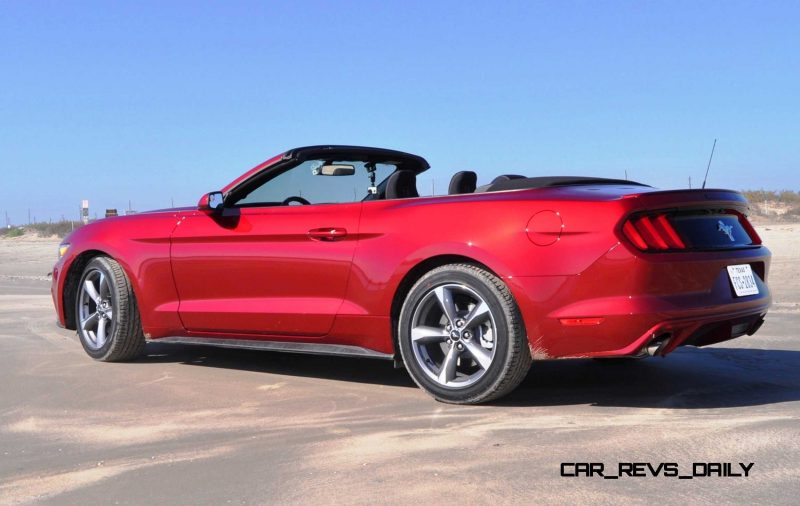 2015 Ford Mustang Convertible  54