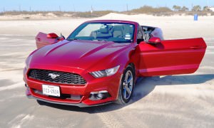 2015 Ford Mustang Convertible  68