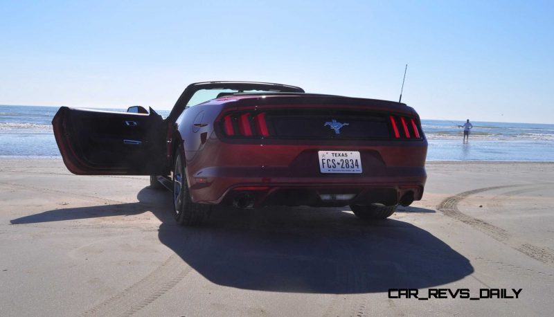 2015 Ford Mustang Convertible  82