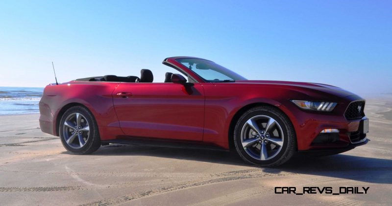 2015 Ford Mustang Convertible  9