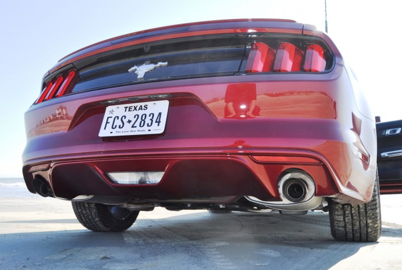 2015 Ford Mustang Convertible  94