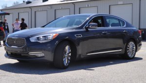 2015-Kia-K900-LED-Lighting-Low-High-and-Brake-Light-Photos-24