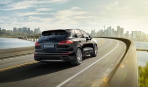 2015 Porsche Cayenne Turbo S 17