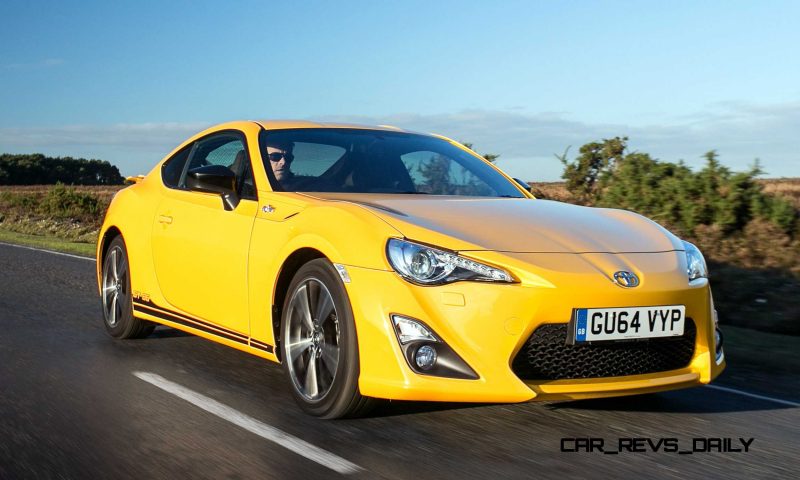 2015 Toyota GT86 Giallo 13