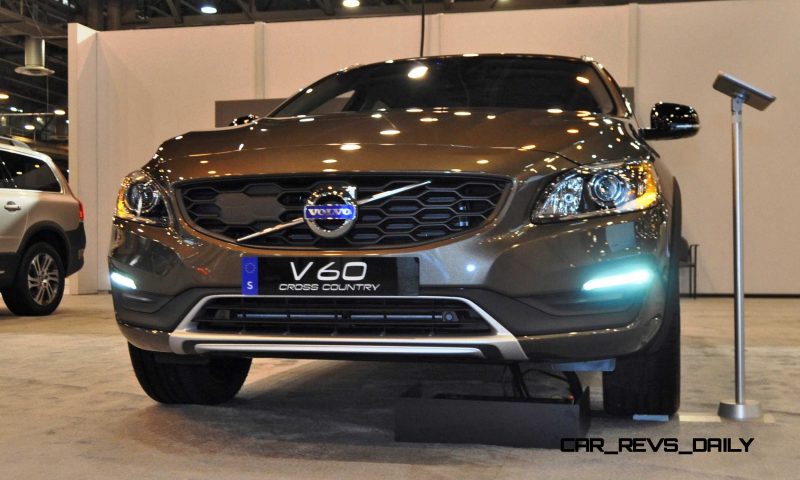 2015 Volvo V60 Cross Country 7