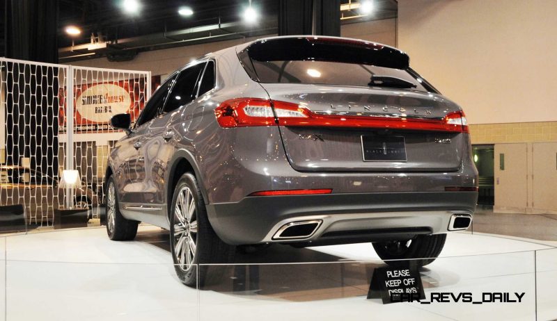 2016 Lincoln MKX 1