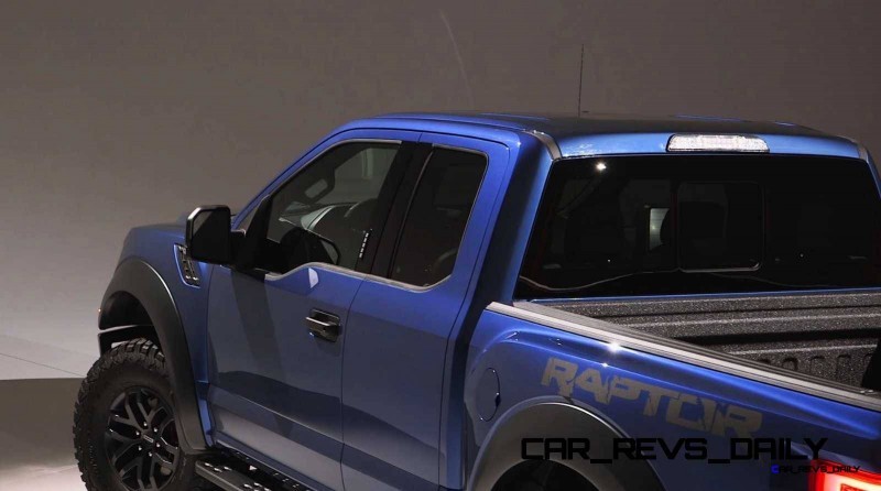 2017 Ford F-150 RAPTOR Studio Stills 17