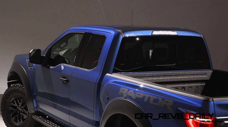 2017 Ford F-150 RAPTOR Studio Stills 18