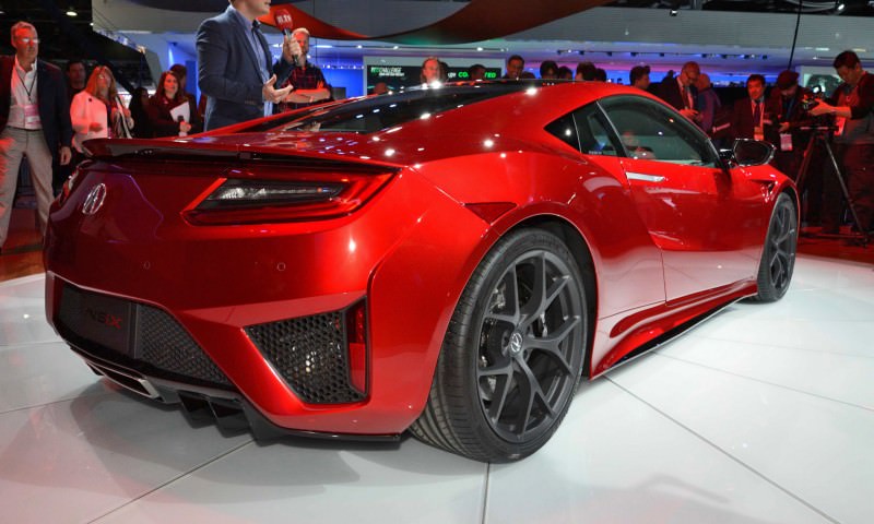 Detroit NAIAS 2015 Showfloor Gallery 49