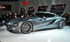 Detroit NAIAS 2015 Showfloor Gallery 64