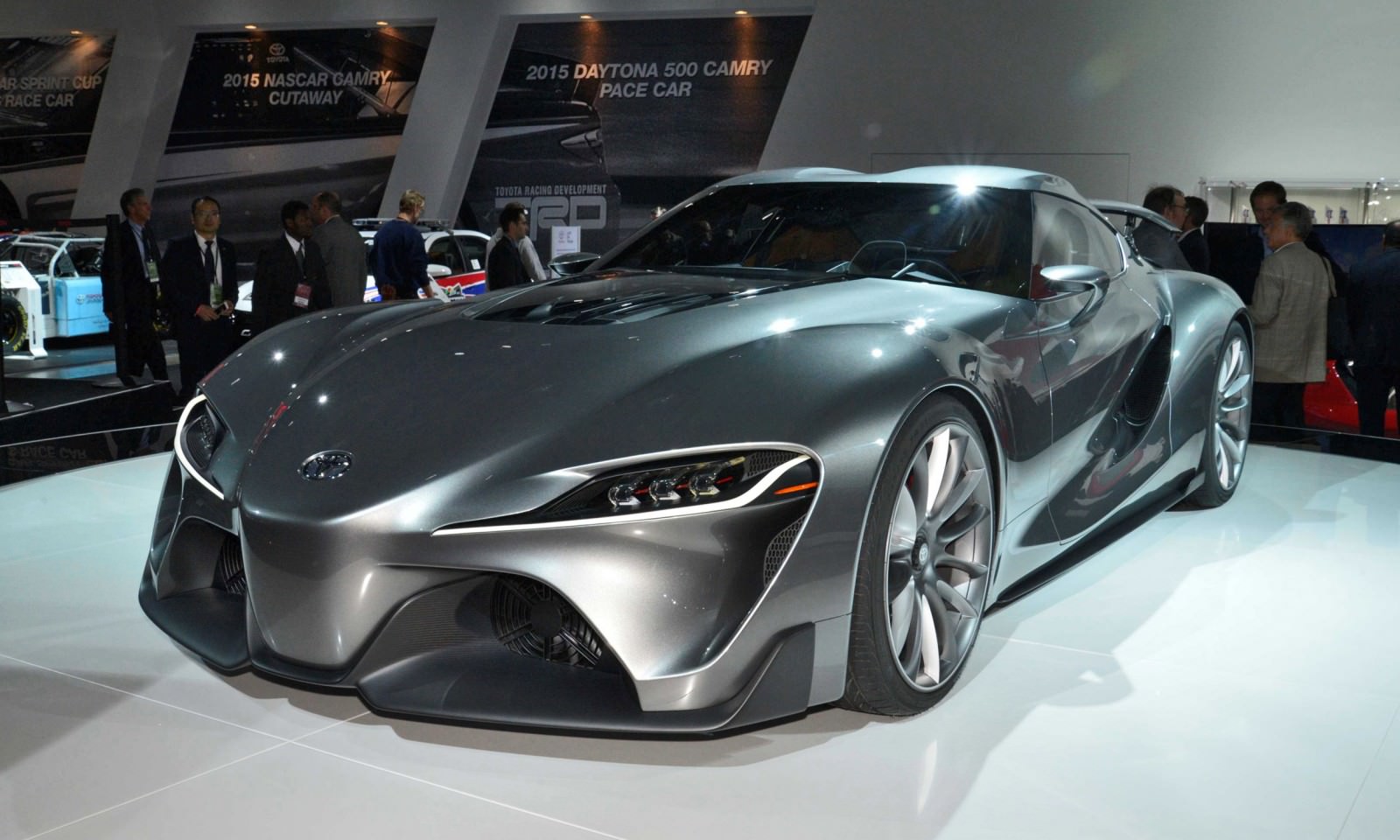 Detroit NAIAS 2015 Showfloor Gallery 66