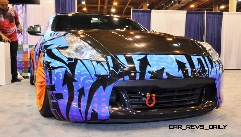 Hand-Airbrushed Nissan 370Z LowRider 3