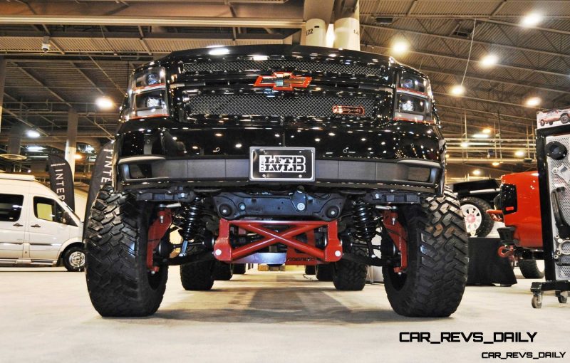 Houston Auto Show Customs - Top 10 LIFTED TRUCKS 1