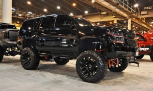 Houston Auto Show Customs - Top 10 LIFTED TRUCKS 21