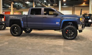 Houston Auto Show Customs - Top 10 LIFTED TRUCKS 35