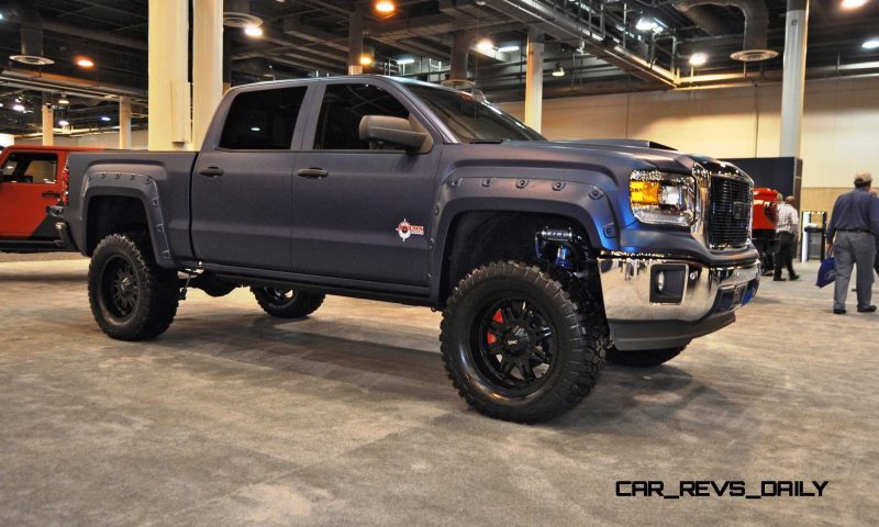 Houston Auto Show Customs - Top 10 LIFTED TRUCKS 38